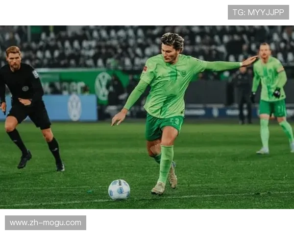 沃尔夫斯堡2-1险胜圣保利，伦伯尔制胜球助球队脱离降级区